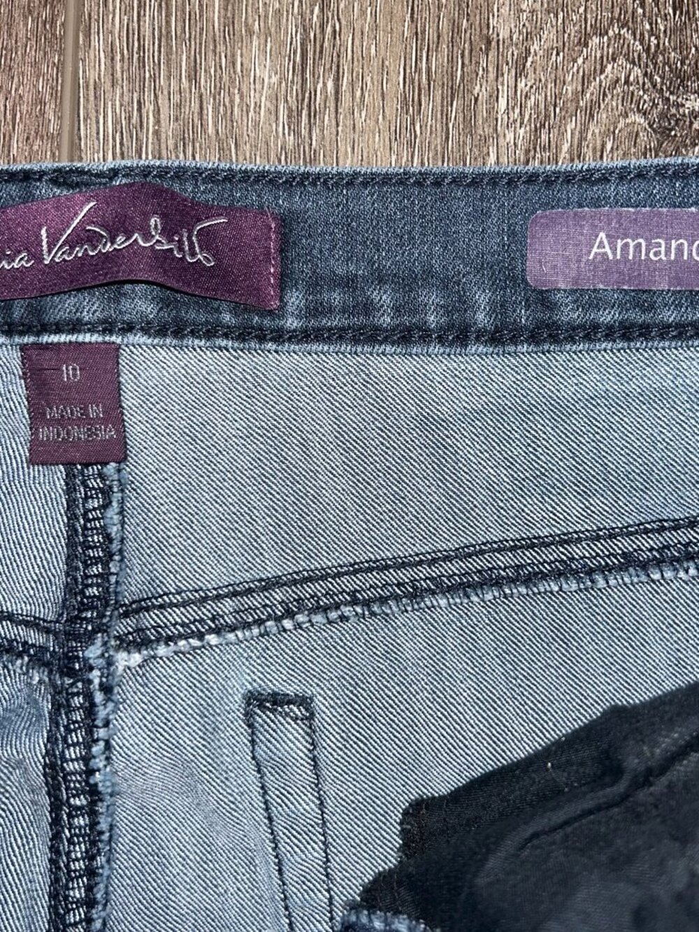 Gloria Vanderbilt Jeans Womens 10S SHORT Blue Denim Amanda Medium Wash 30x28 - Picture 3 of 6